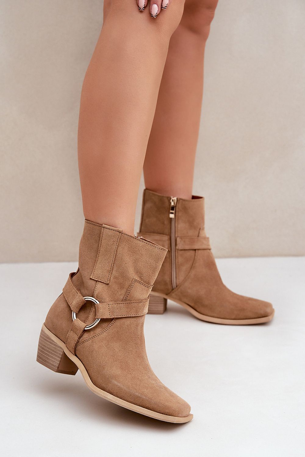 Heel boots model 203875